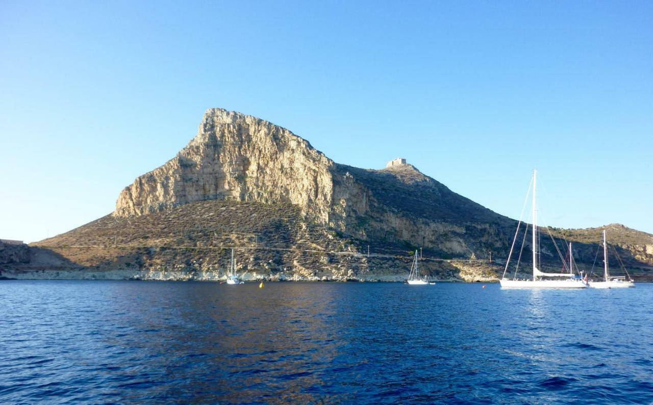 La Luna E Il Gatto Favignana Exterior foto
